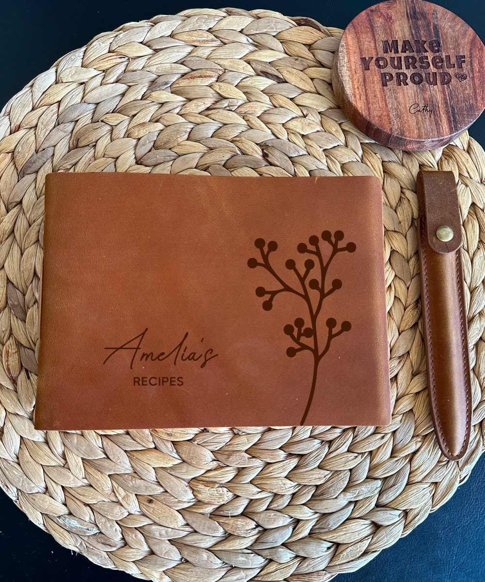Family recipe keeper, personalised leather cookbook