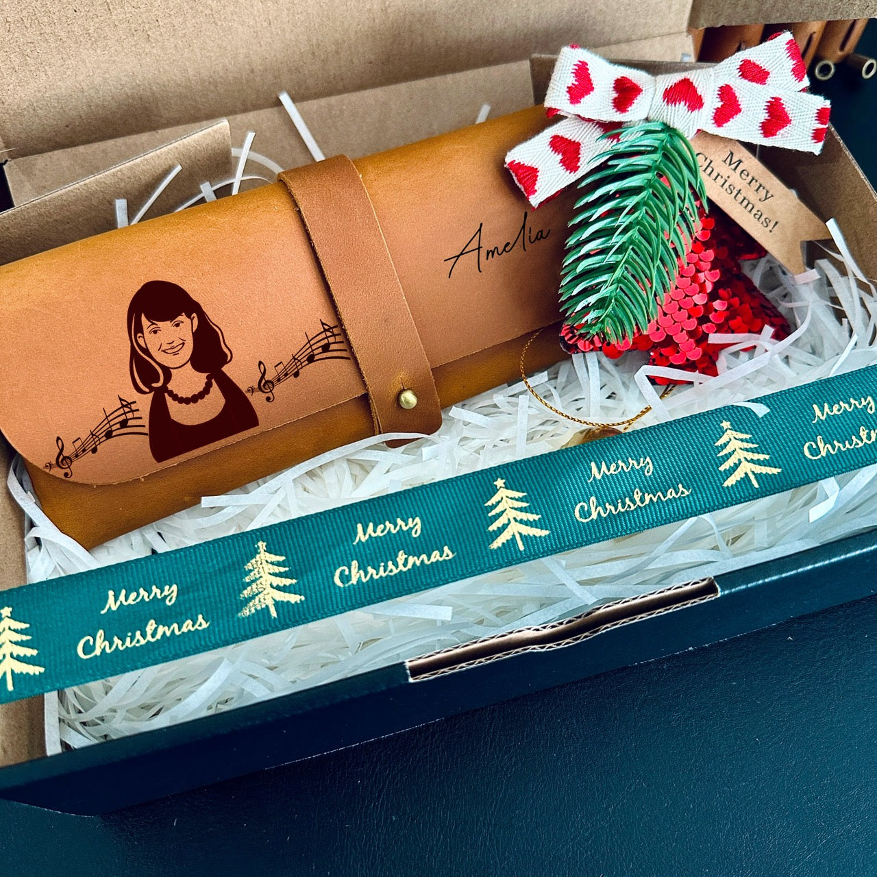 Custom Leather Eyeglass Case – Personalised Gift for Him or Her
