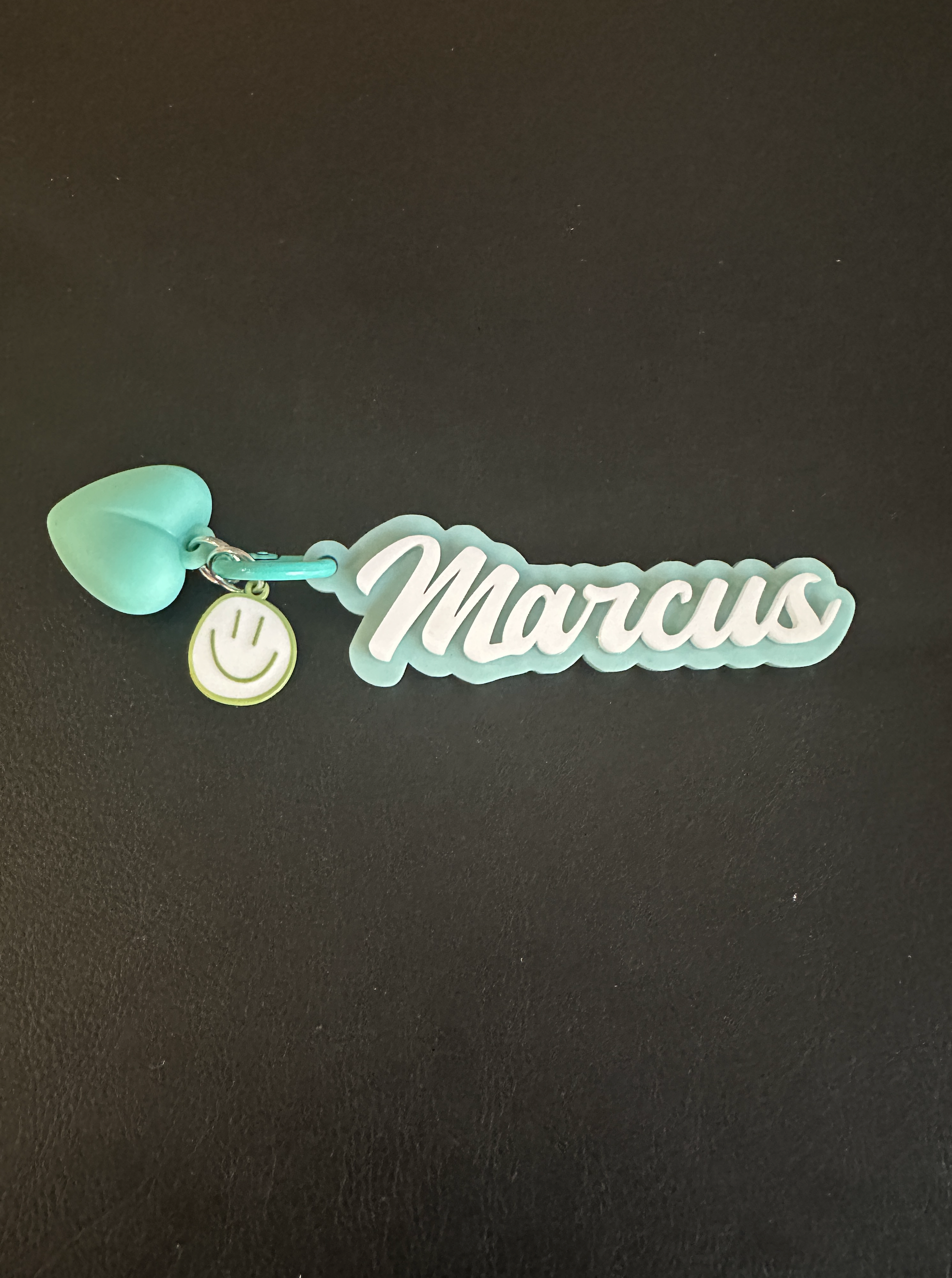 Engraved name keyrings party favor set