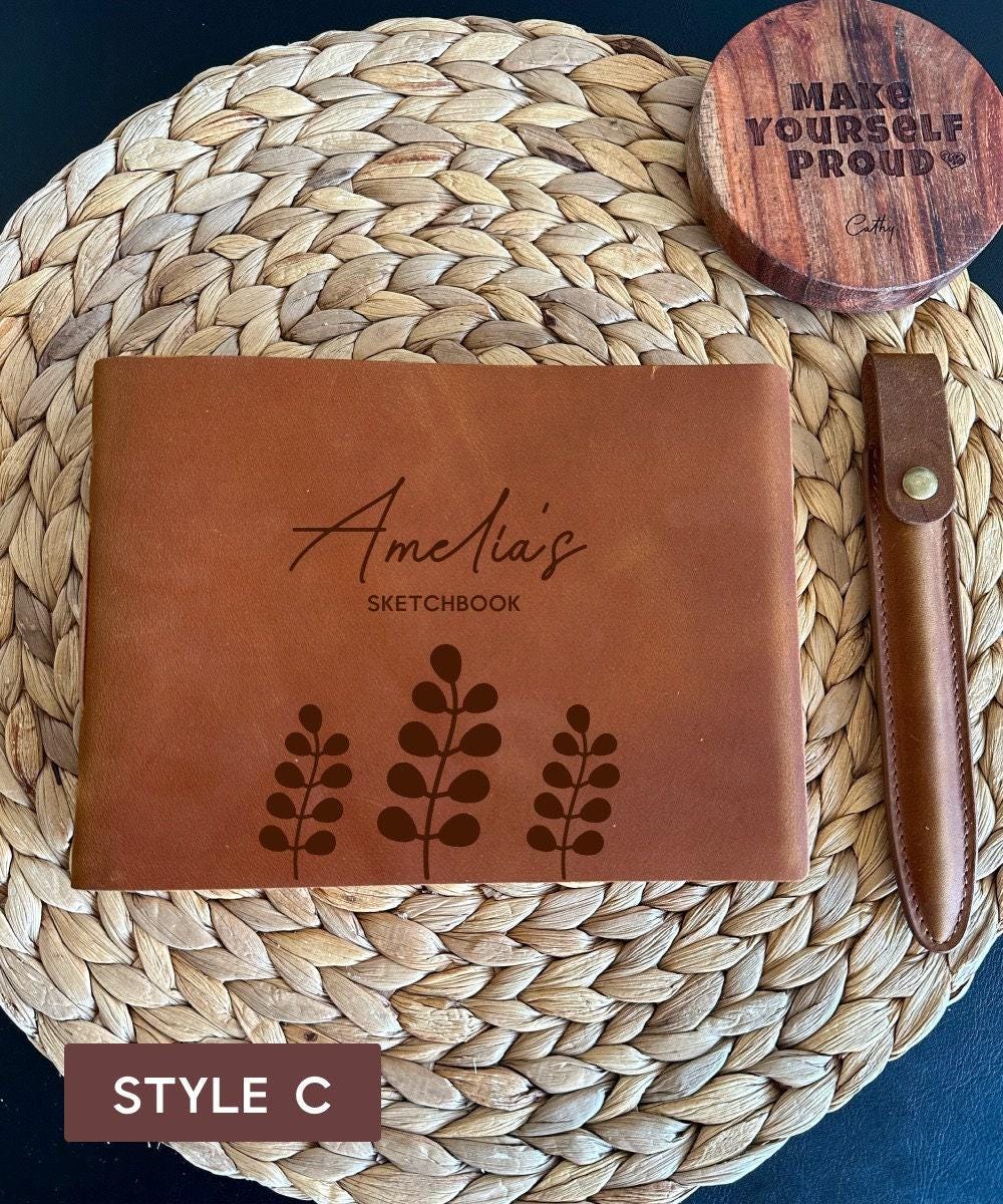 Custom leather sketch diary – engraved leaves pattern