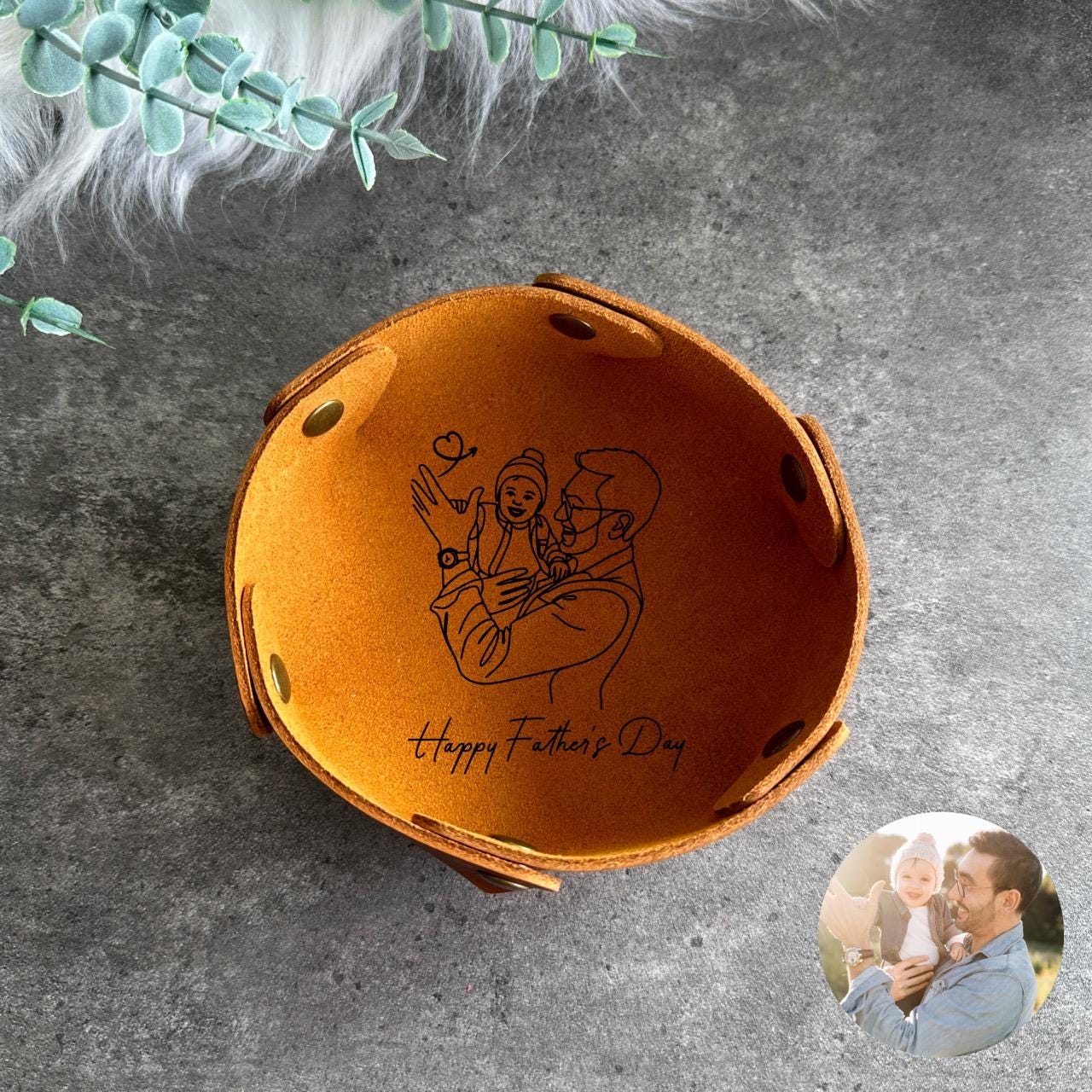 personalised leather tray with happy father’s day engraving