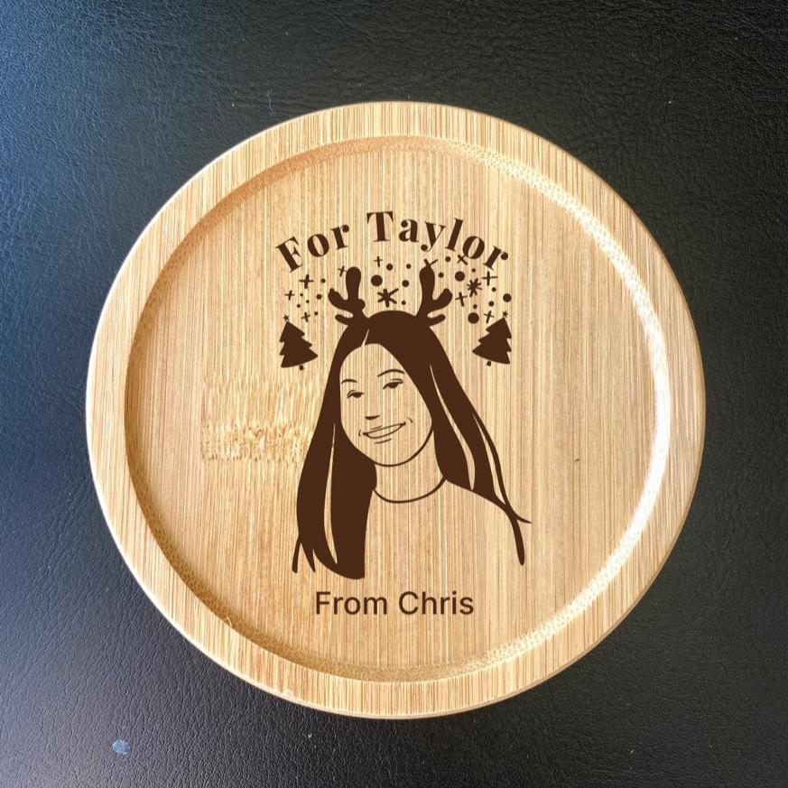 Christmas decoration custom coasters with engraved portraits
