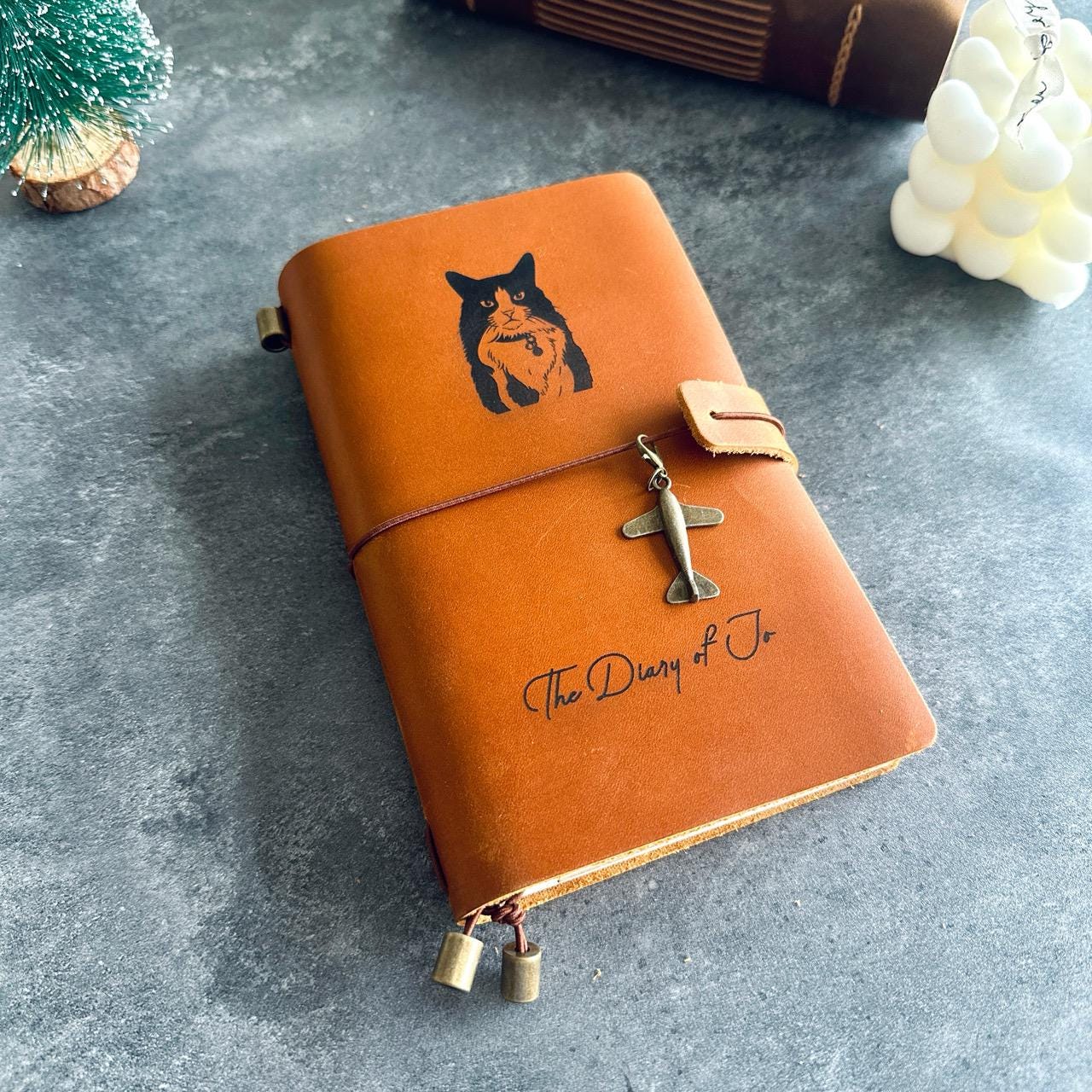 Custom pet portrait leather journal with cat engraving